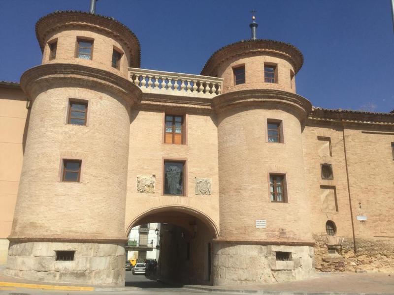 Globales Castillo De Ayud Калатаюд Екстериор снимка